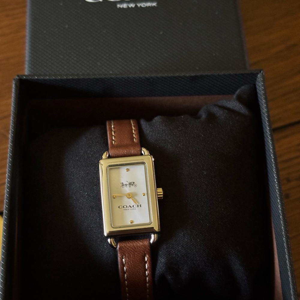 Coach Liz Watch Brown Leather Strap New 24mm